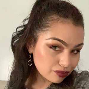 Meet your Posher, Kenia